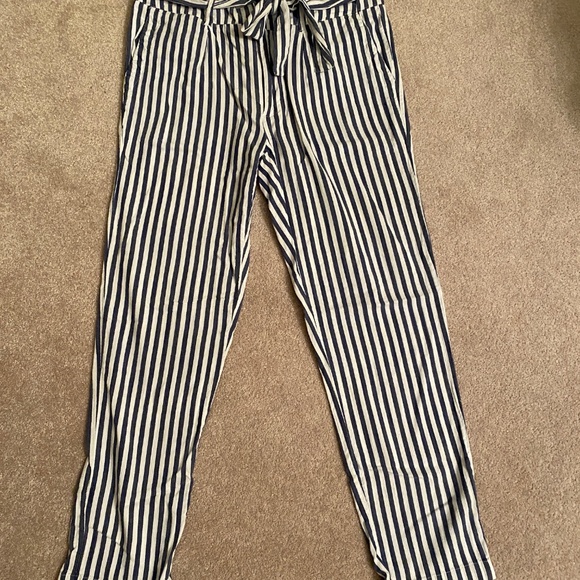 Tommy Hilfiger Lightweight Tie-belt Pants - Picture 4 of 4